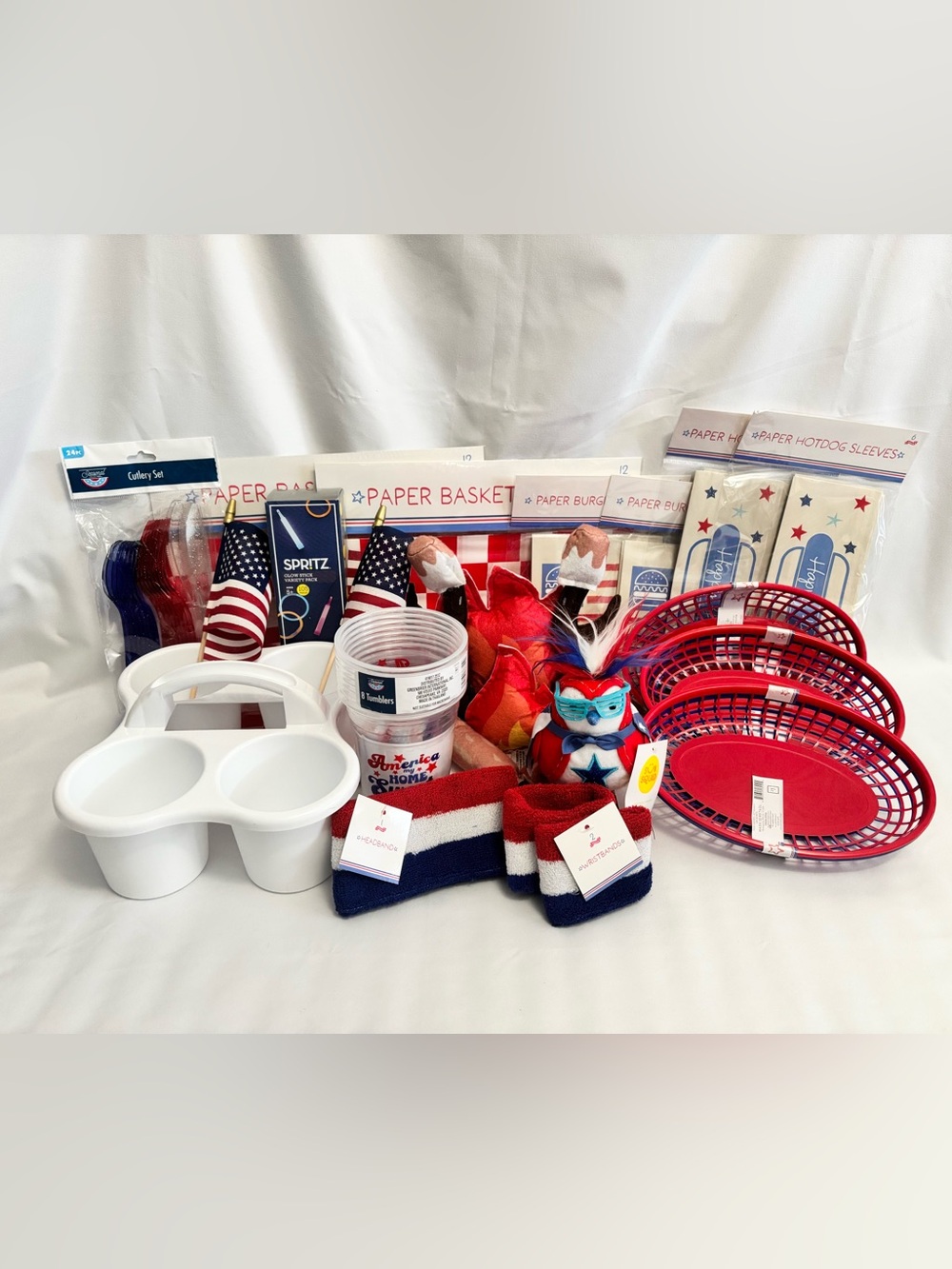 Picnic Bundle-Red, White & Blue “God Bless America” 19pc Party Assortment, NEW!!